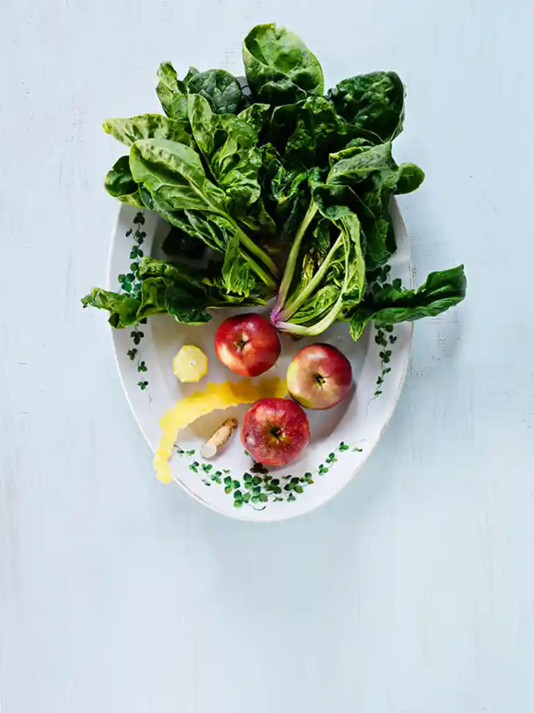 Spinat, æble og peberrod